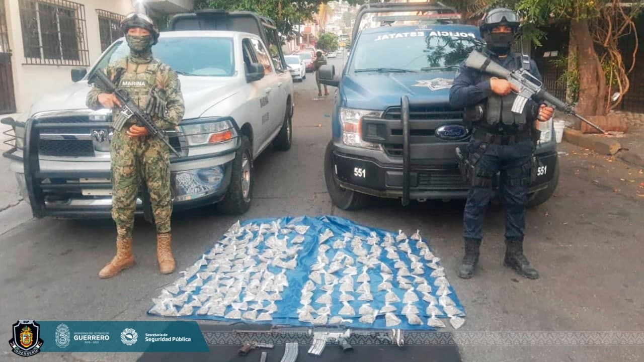 Asegura la Policía Estatal y SEMAR presunta droga en el municipio de Acapulco