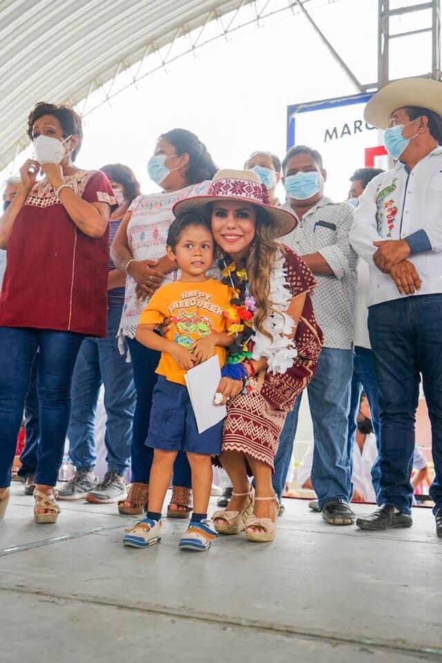Inicia Evelyn Salgado su gira de agradecimiento; anuncia “grandes proyectos” junto al gobierno federal Inicia Evelyn Salgado su gira de agradecimiento; anuncia “grandes proyectos” junto al gobierno federal