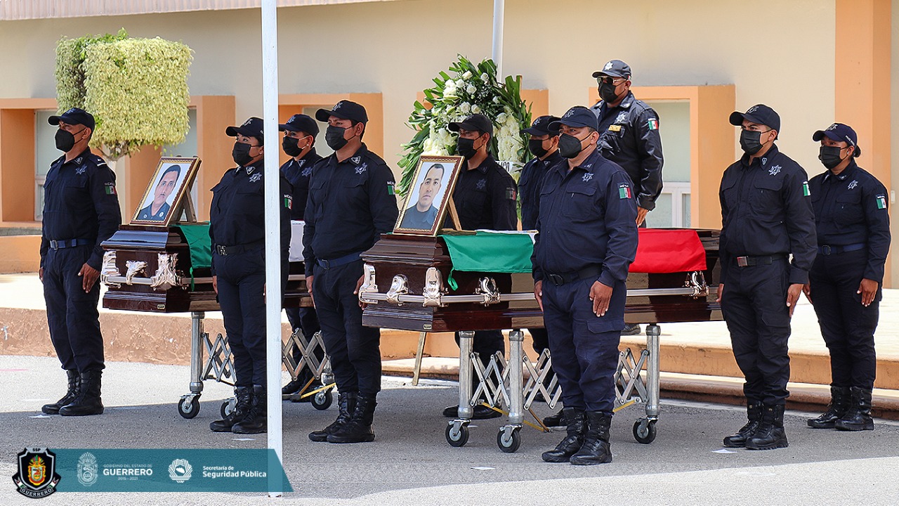 “No hay, ni habrá lugar para quienes insisten en dañar a nuestra sociedad”, señala David Portillo en ceremonia luctuosa de oficiales caídos