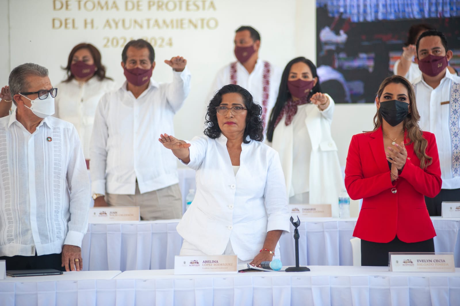 Abelina López rinde protesta como presidenta municipal de Acapulco