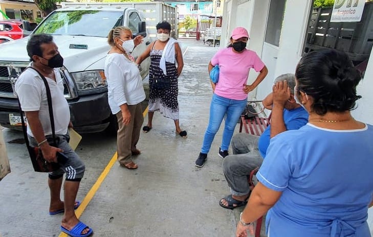 Integra DIF Acapulco a adulto mayor a su núcleo familiar