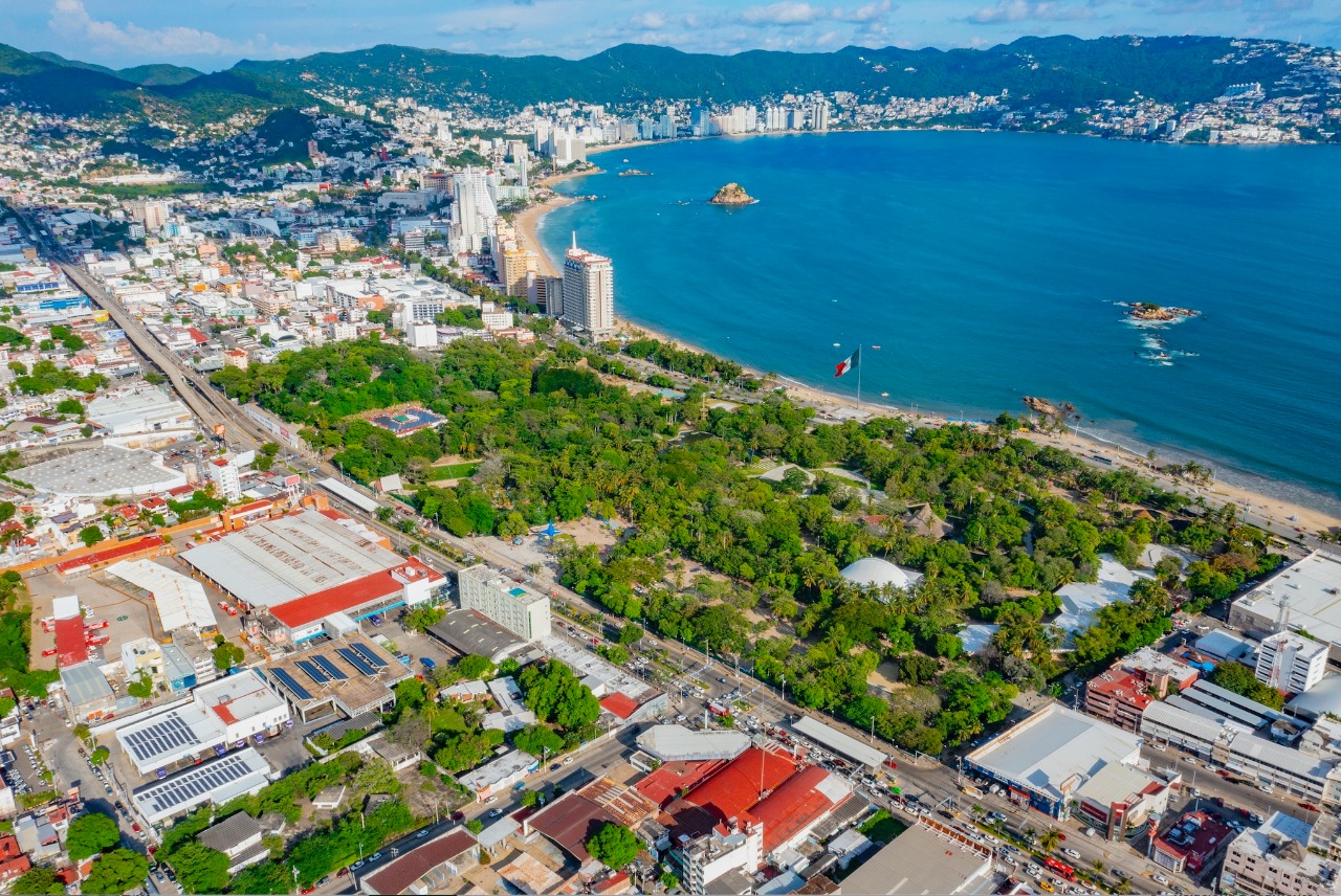 Entrega Sedatu obras de rescate del Parque Papagayo en Acapulco