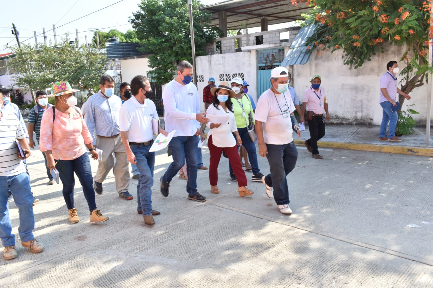 Sigue Capama y Bety Mojica atendiendo de manera directa a población del distrito 5