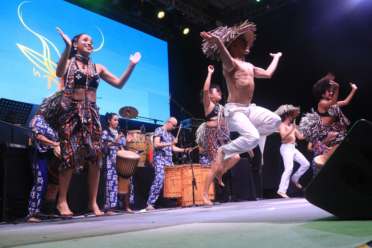 Inaugura Abelina y Evelyn el Festival Internacional La NAO 2021