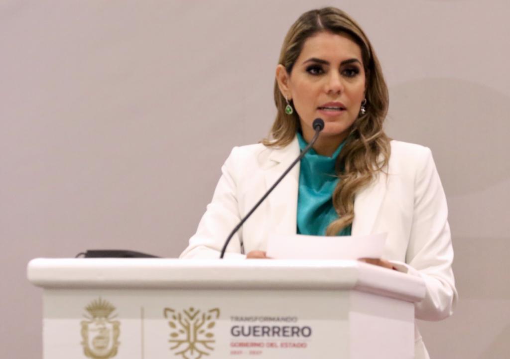 “Vamos con todo para erradicar la corrupción hasta lograr el desarrollo económico y el bienestar de Guerrero”: Gobernadora Evelyn Salgado