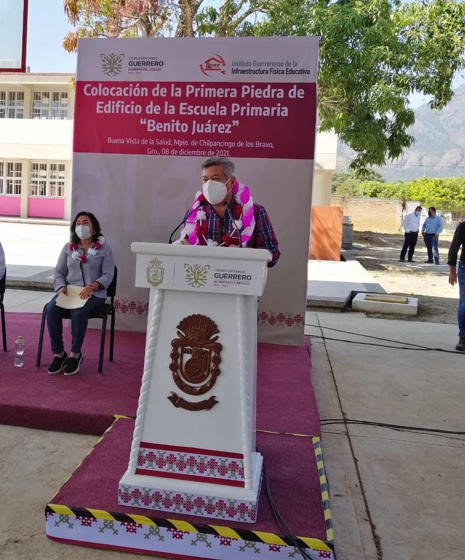 Paga gobierno de Guerrero primera parte del aguinaldo a trabajadores FONE y NO FONE de Guerrero