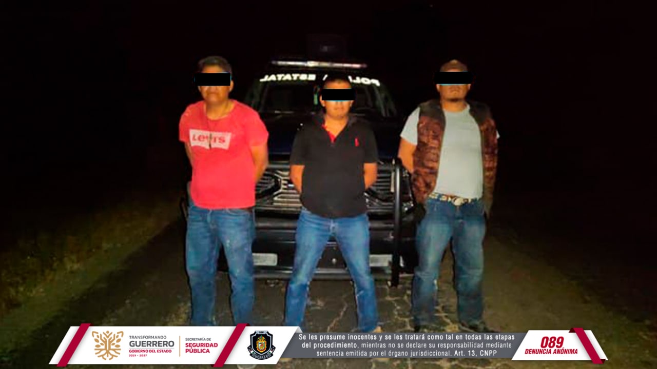 Detiene la Policía Estatal a tres personas en el municipio de Cualác