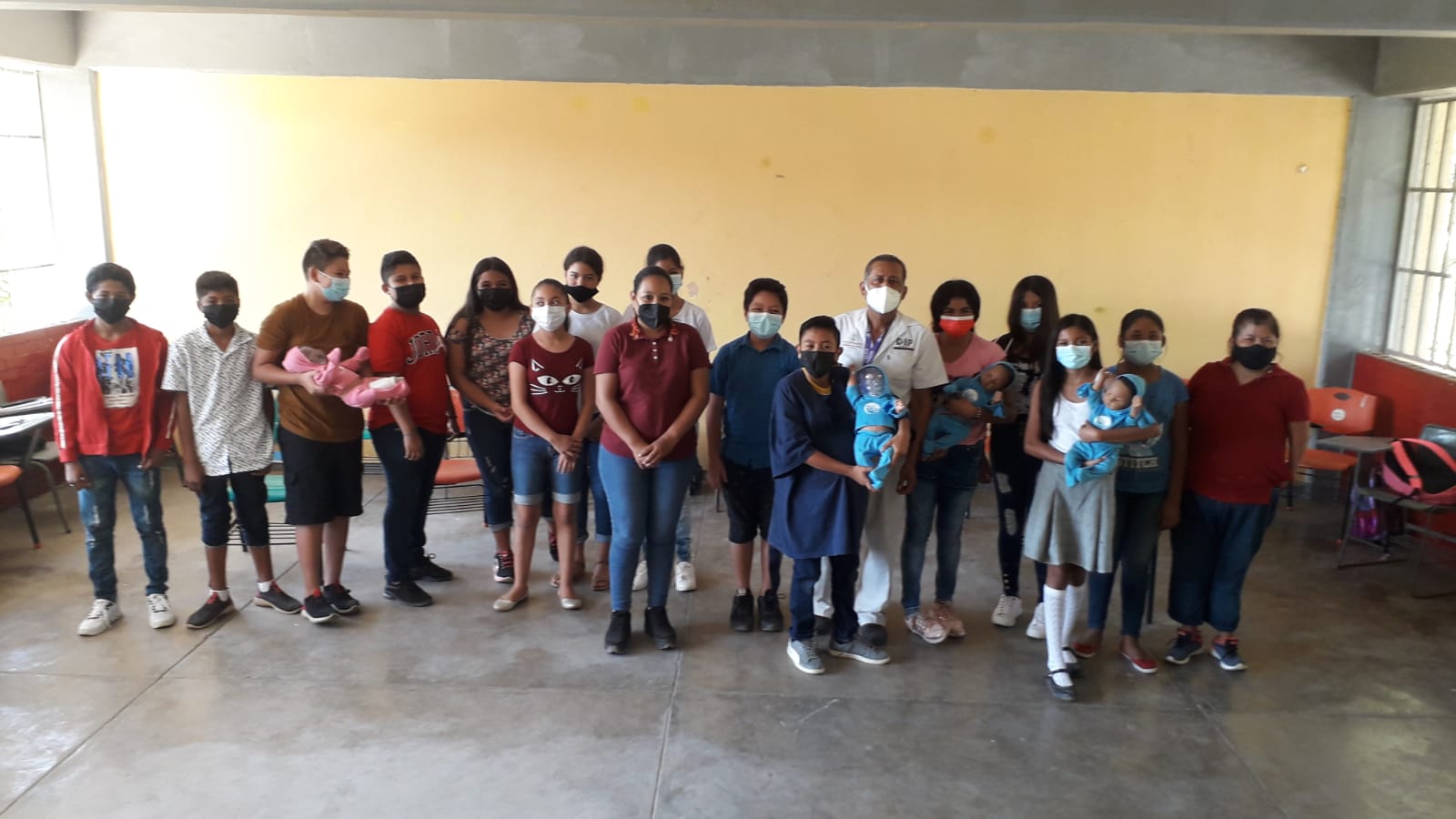 Fortalece Gobierno de Abelina López acciones para la prevención de embarazo en jóvenes
