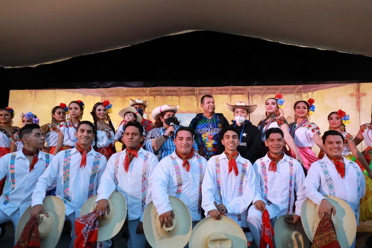 Cierra con broche de oro histórica muestra cultural y gastronómica del festival “Guerrero en Los Pinos”