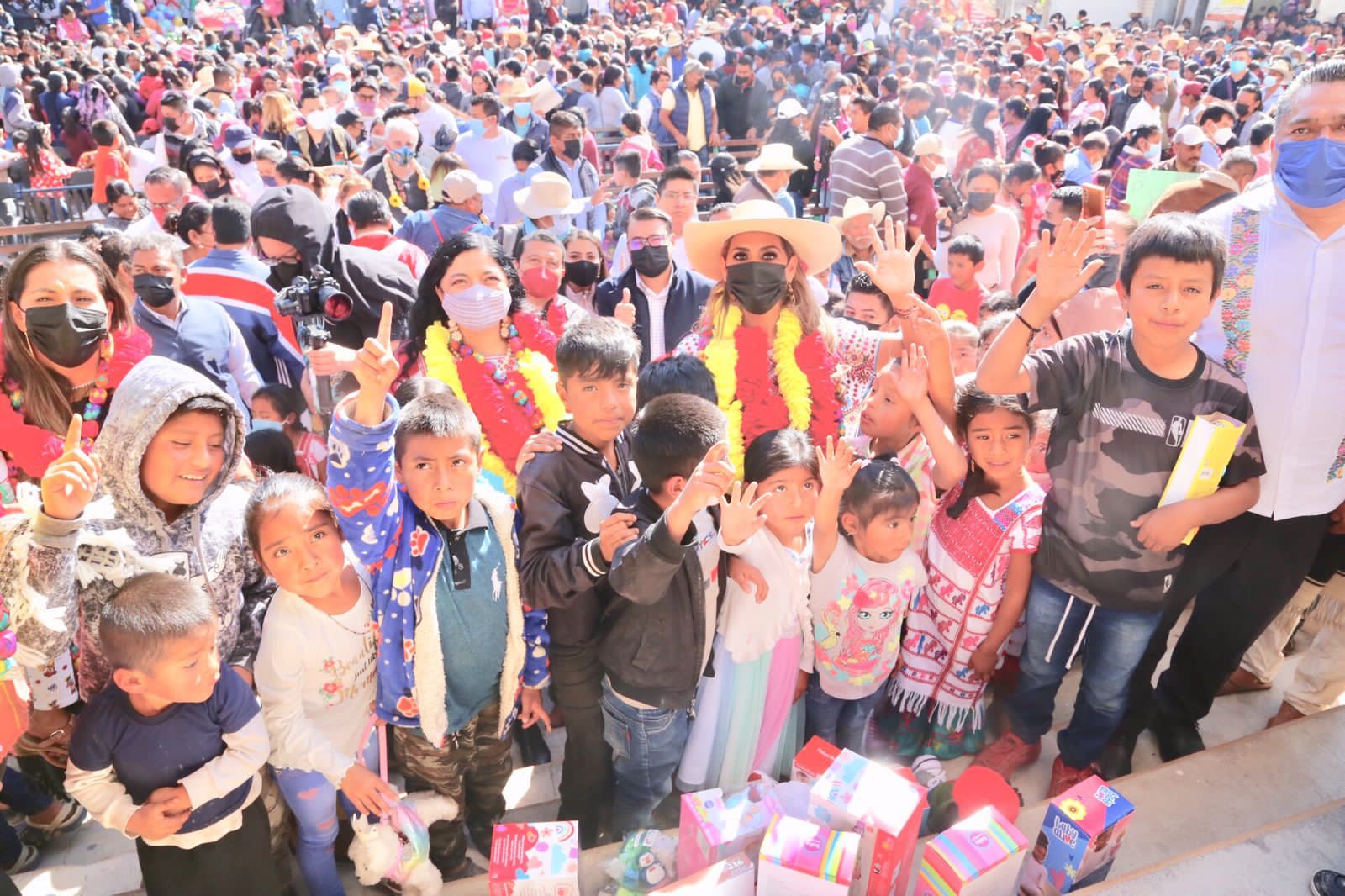 Llega la alegría y esperanza de la Navidad a niñas y niños de La Montaña de Guerrero