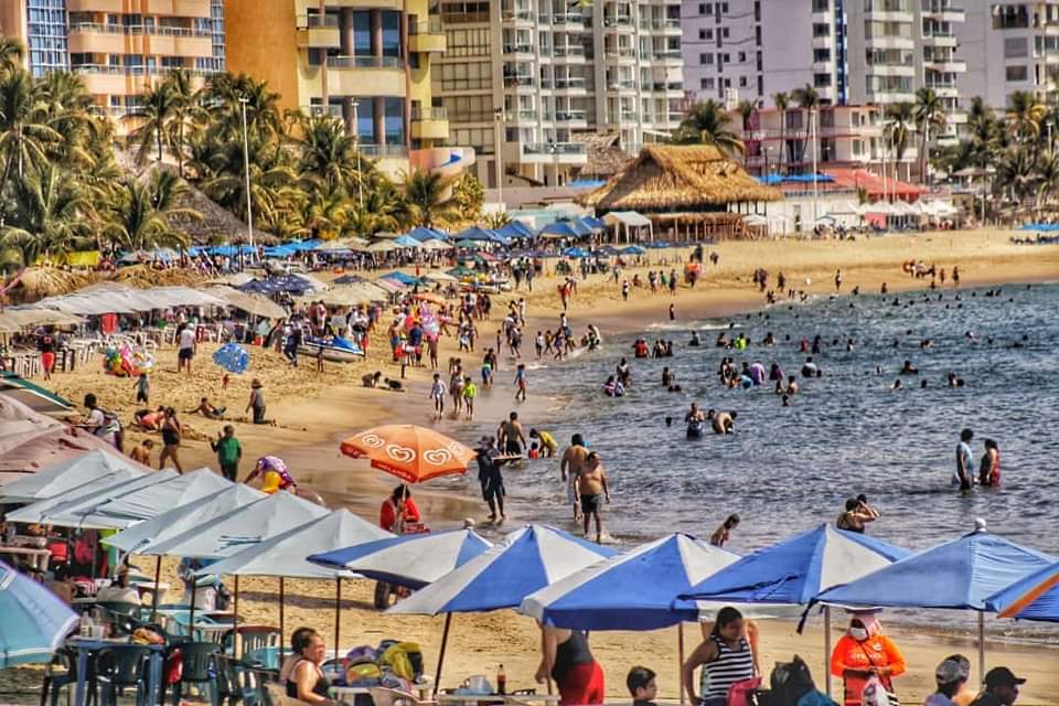 Reciben comerciantes asesoría para tratar extorsión en Acapulco