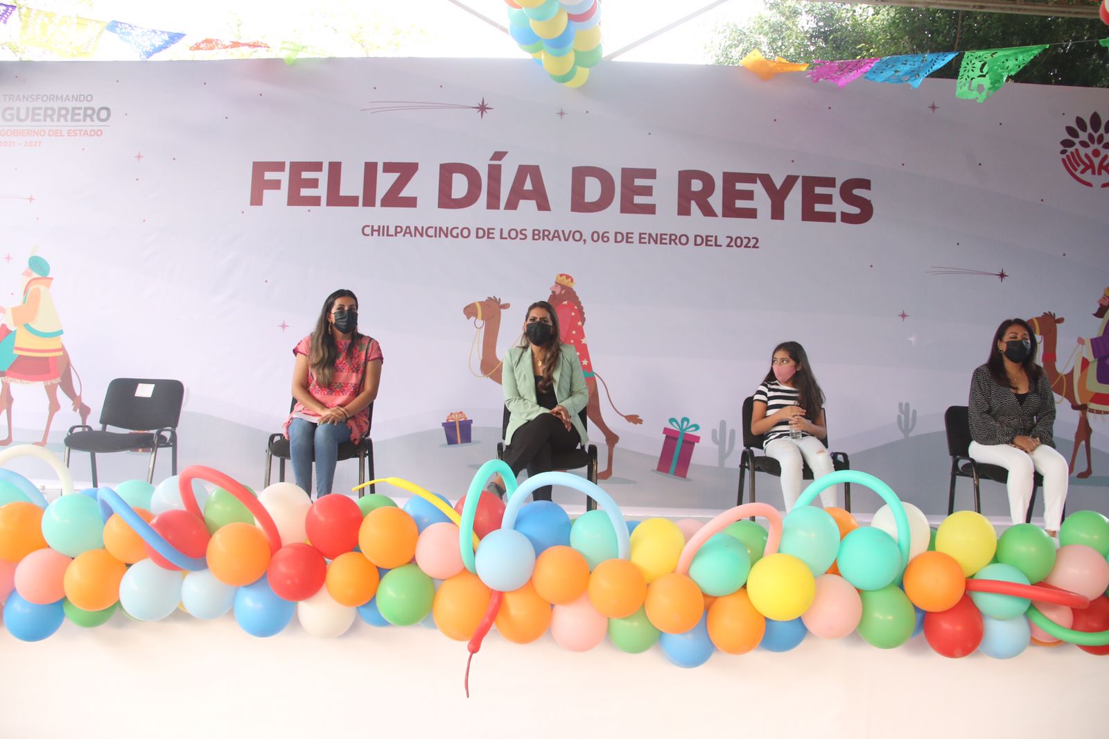 Celebra gobernadora Evelyn Salgado y la Presidenta del DIF Guerrero, Liz Salgado con niñas y niños el Día de Reyes Magos en Chilpancingo