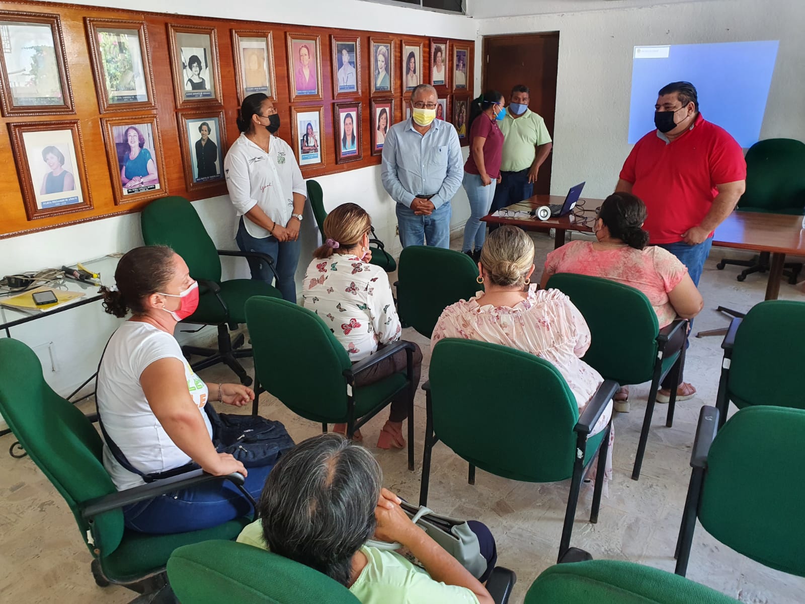 Imparte DIF Acapulco taller de tanatología a colaboradores