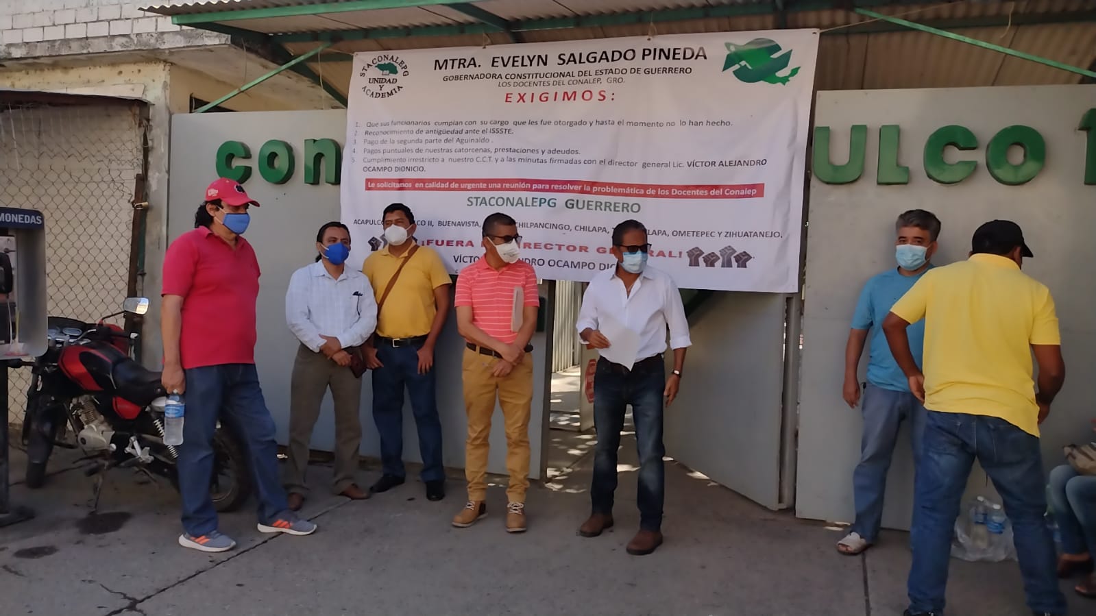 Trabajadores del Conalep denuncian que gobierno del estado no ha pagado aguinaldo