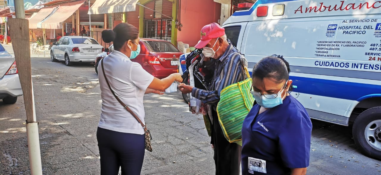 Refuerza Gobierno de Acapulco brigada contra Covid-19 en mercados