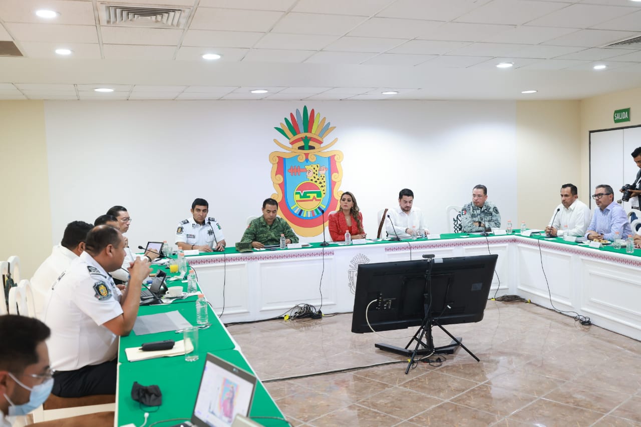 Gobernadora de Guerrero prioriza el diálogo, mientras alcaldesa de Acapulco detendrá a bloqueadores
