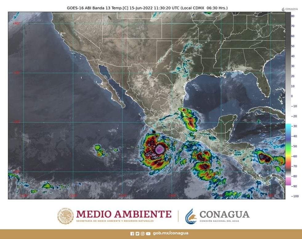 Tormenta tropical Blas y zona de baja presión ocasionan lluvias en Guerrero