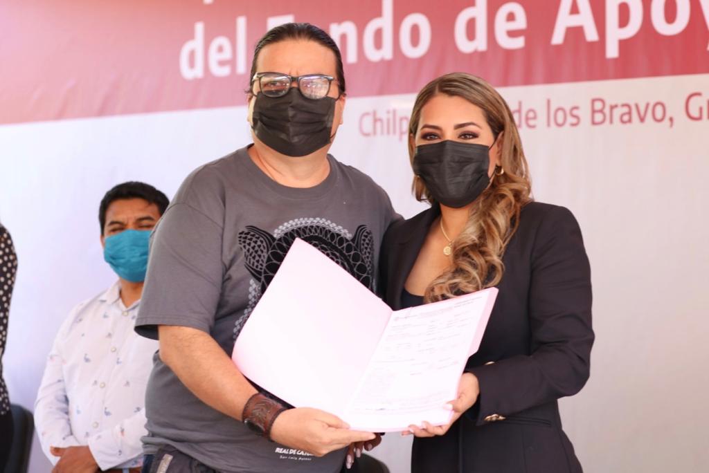 Entrega Evelyn Salgado Pólizas de Seguro de Vida del Fondo de Apoyo a Periodistas en Guerrero