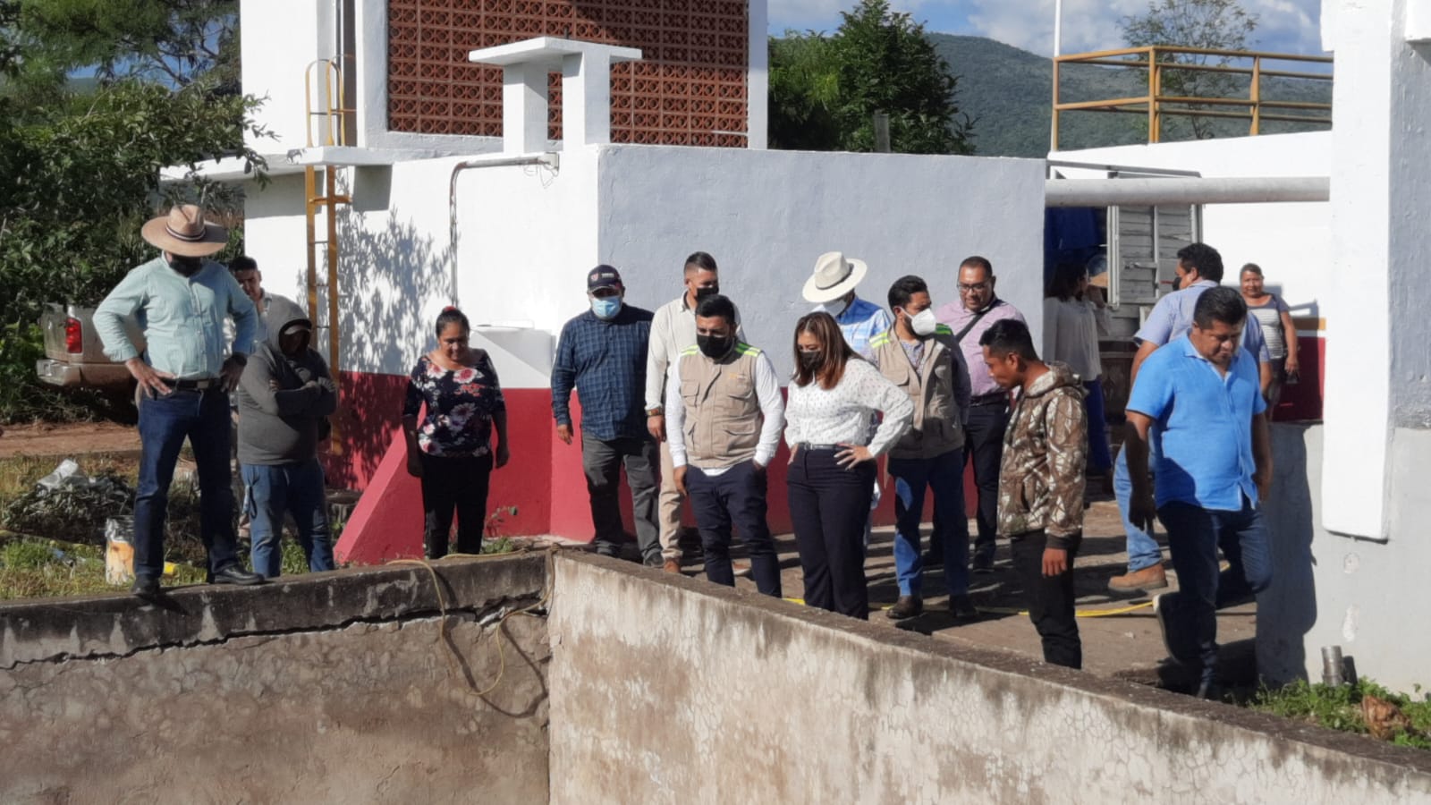 Rehabilita CAPASEG sistema de saneamiento de agua en Huitziltepec, Eduardo Neri