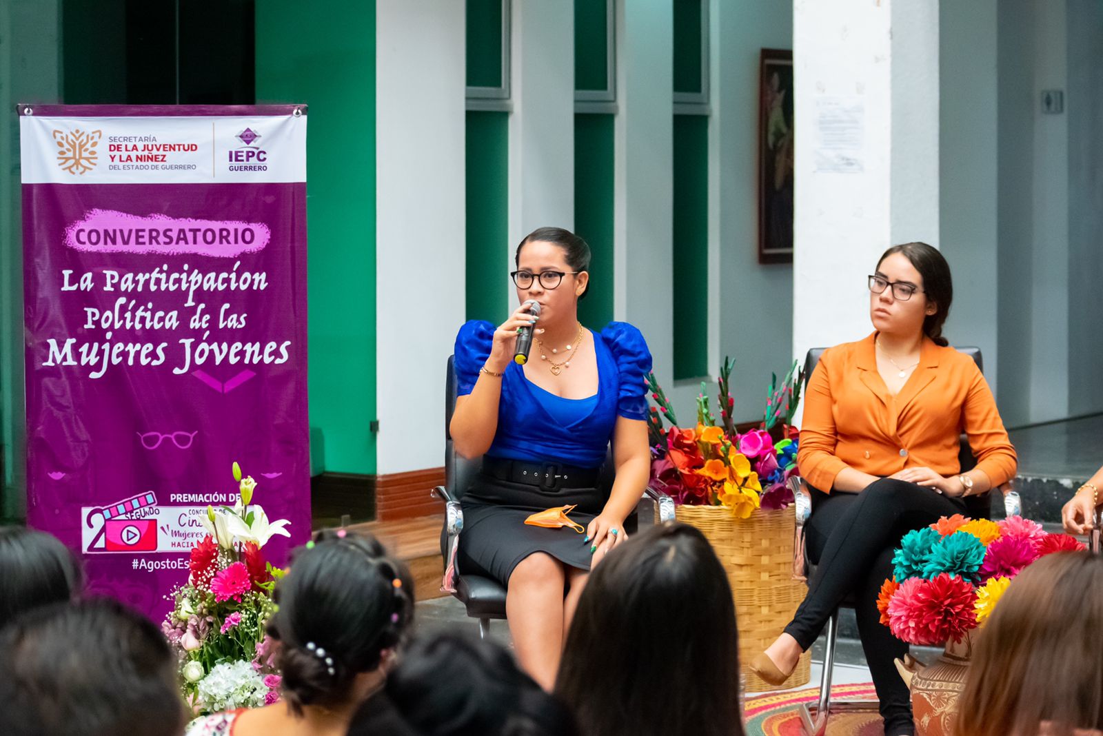 Sejuve e IEyPC organizaron un conversatorio con mujeres jóvenes en el marco de la conmemoración del Día Naranja