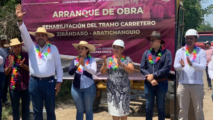 Rehabilita Cicaeg en Tierra Caliente la carretera Zirándaro– La Parota – Aratichanguio