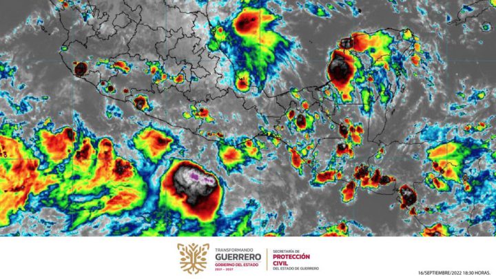 “Lester” sigue desplazándose a Costas de Guerrero