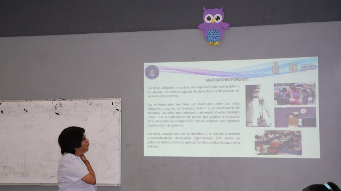 La Semujer capacitó al ayuntamiento de Tlacoachistlahuaca Sobre la Trata de Personas