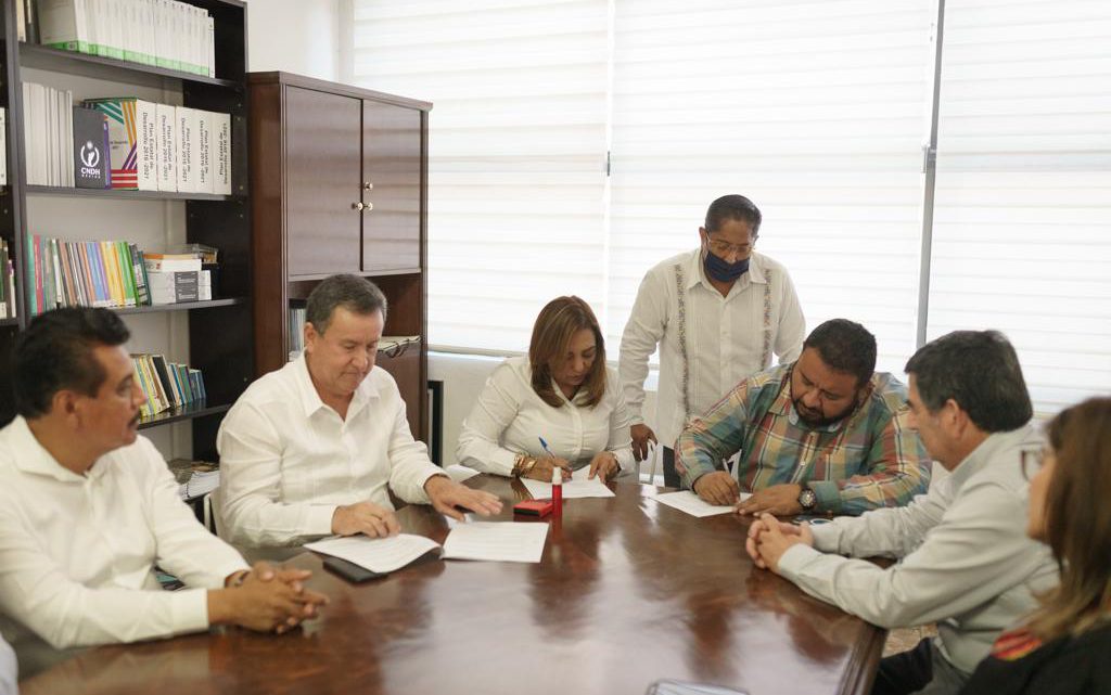 Dialogan “Desarrollos Mineros San Luis” y el ayuntamiento de Eduardo Neri Dialogan “Desarrollos Mineros San Luis” y el ayuntamiento de Eduardo Neri
