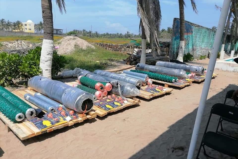 Entrega gobierno del estado herramientas y equipo básico a campamentos tortugueros Entrega gobierno del estado herramientas y equipo básico a campamentos tortugueros