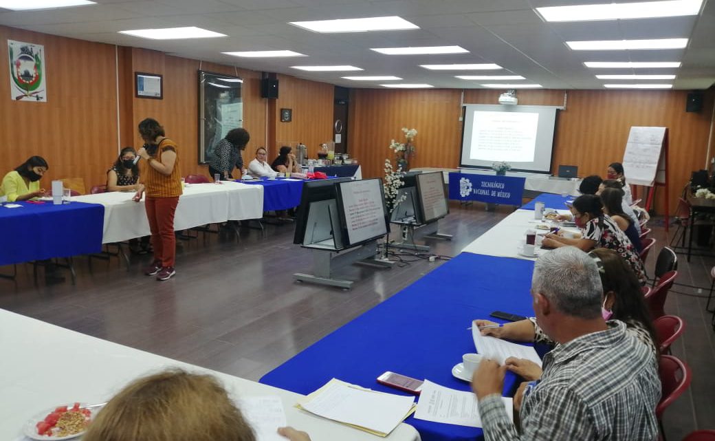 Semujer imparte el “Seminario para potenciar la participación de las mujeres”