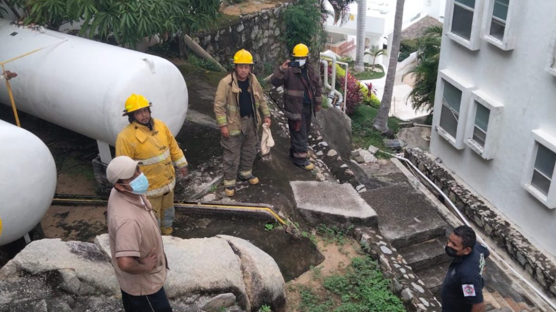 Ocho quemados por explosión de gas en zona de Las Brisas en Acapulco