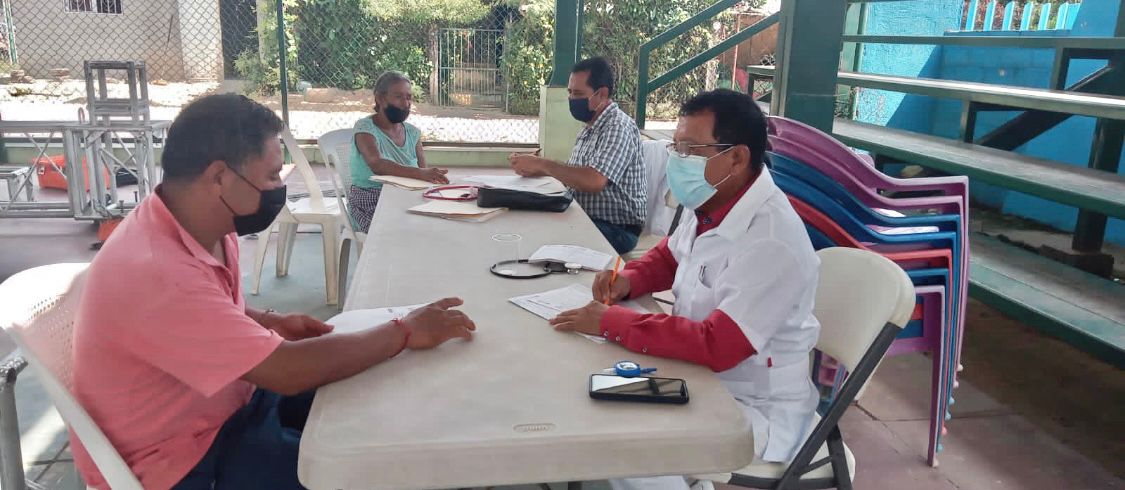 Lleva la SSG servicios de salud con Brigadas Médicas Móviles a Chautipa, en Tecoanapa Lleva la SSG servicios de salud con Brigadas Médicas Móviles a Chautipa, en Tecoanapa