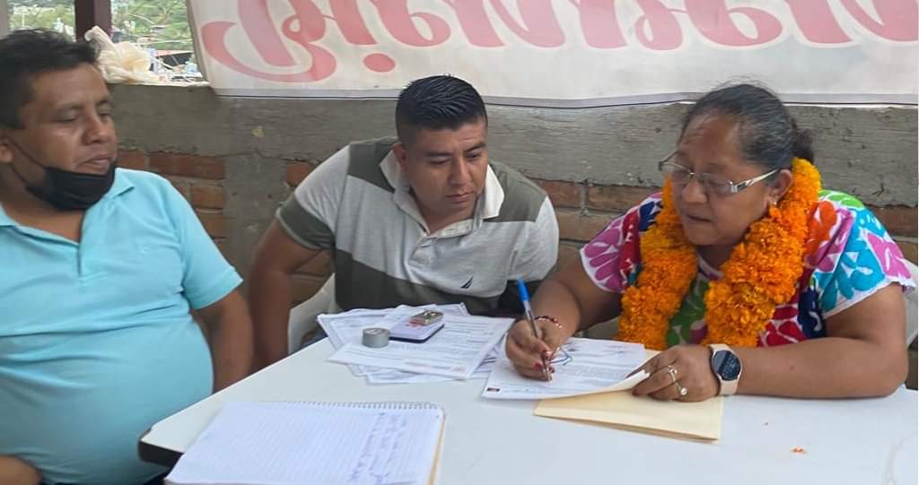 La titular de la SAIA atiende peticiones del “Movimiento Social de la Montaña” de Tlapa