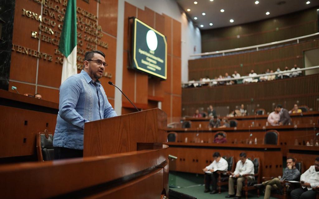 Comparece en el Congreso Ludwig Marcial Reynoso