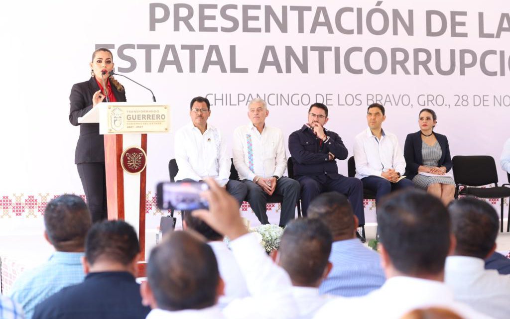 Presentan la Política Estatal Anticorrupción con 10 objetivos específicos contra la corrupción en Guerrero