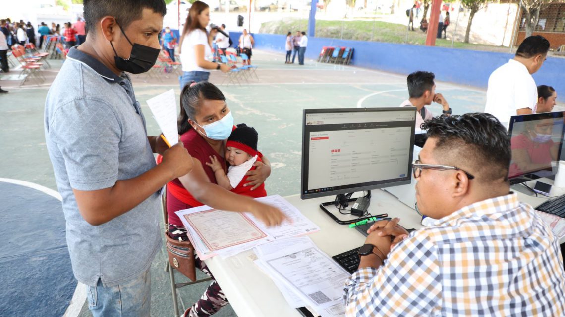 Gobierno del estado lleva la Feria de Servicios al municipio de Tlapa Gobierno del estado lleva la Feria de Servicios al municipio de Tlapa
