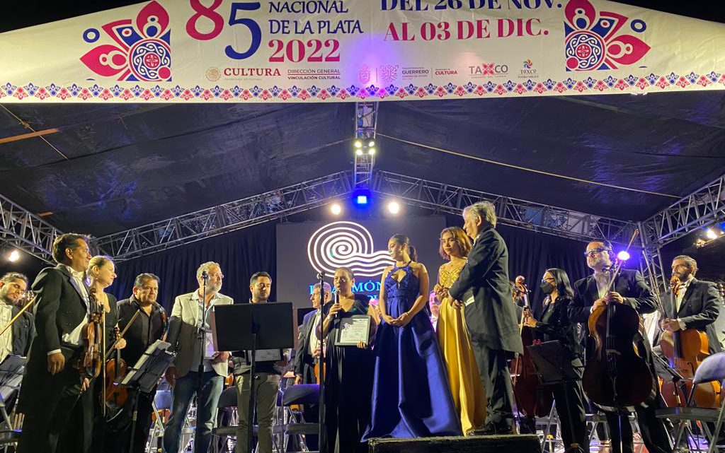 Con broche de oro, clausura la Filarmónica de Acapulco la 85 Feria Nacional de la Plata