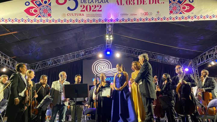 Con broche de oro, clausura la Filarmónica de Acapulco la 85 Feria Nacional de la Plata