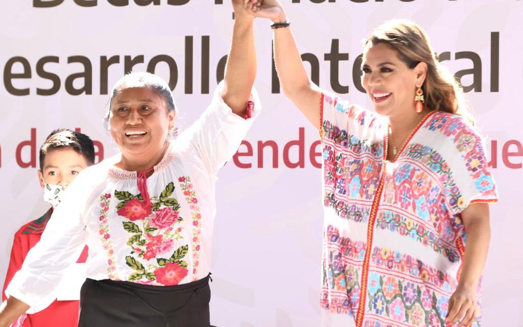 Entrega Evelyn Salgado más de 3 MDP a mujeres de la zona Norte Entrega Evelyn Salgado más de 3 MDP a mujeres de la zona Norte