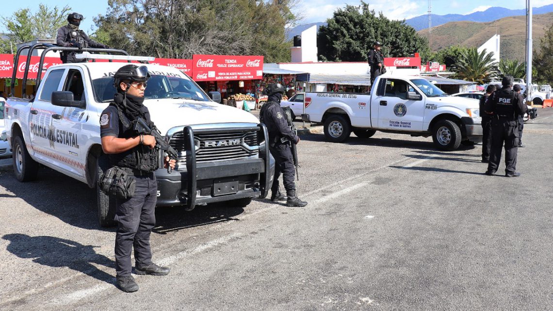 Refuerza PE patrullajes coordinados sobre la Autopista del Sol