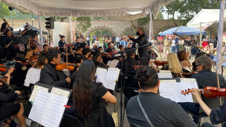 Gran concierto ofrece la Orquesta Filarmónica de Acapulco en el Complejo Cultural Los Pinos