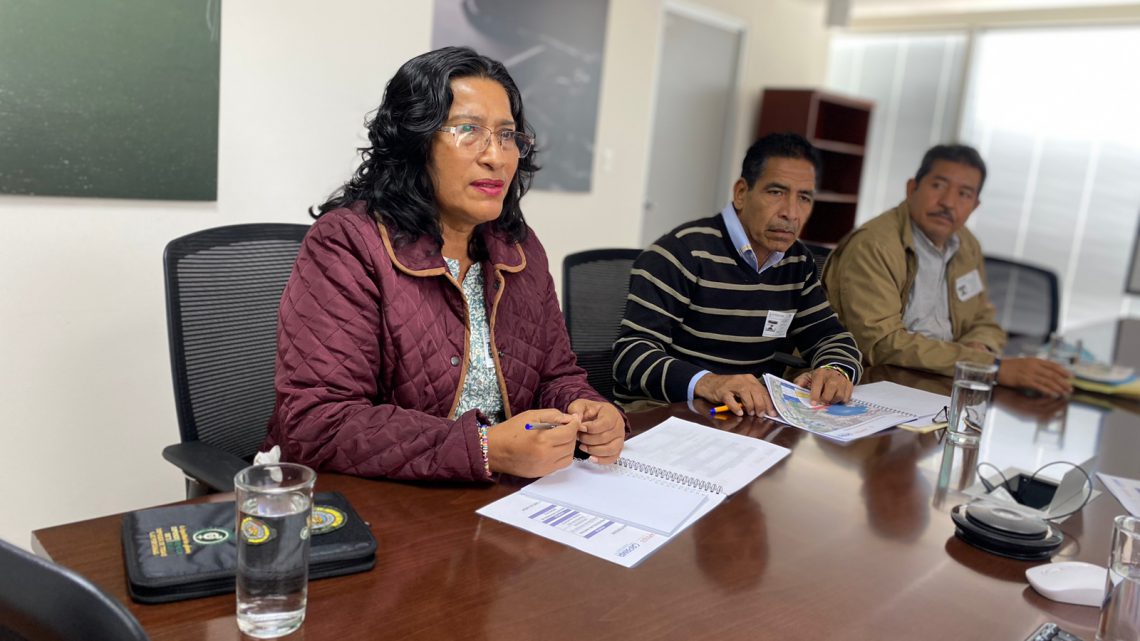 Solicita Abelina ante CONAGUA recursos para colector Manzanillo-Caleta