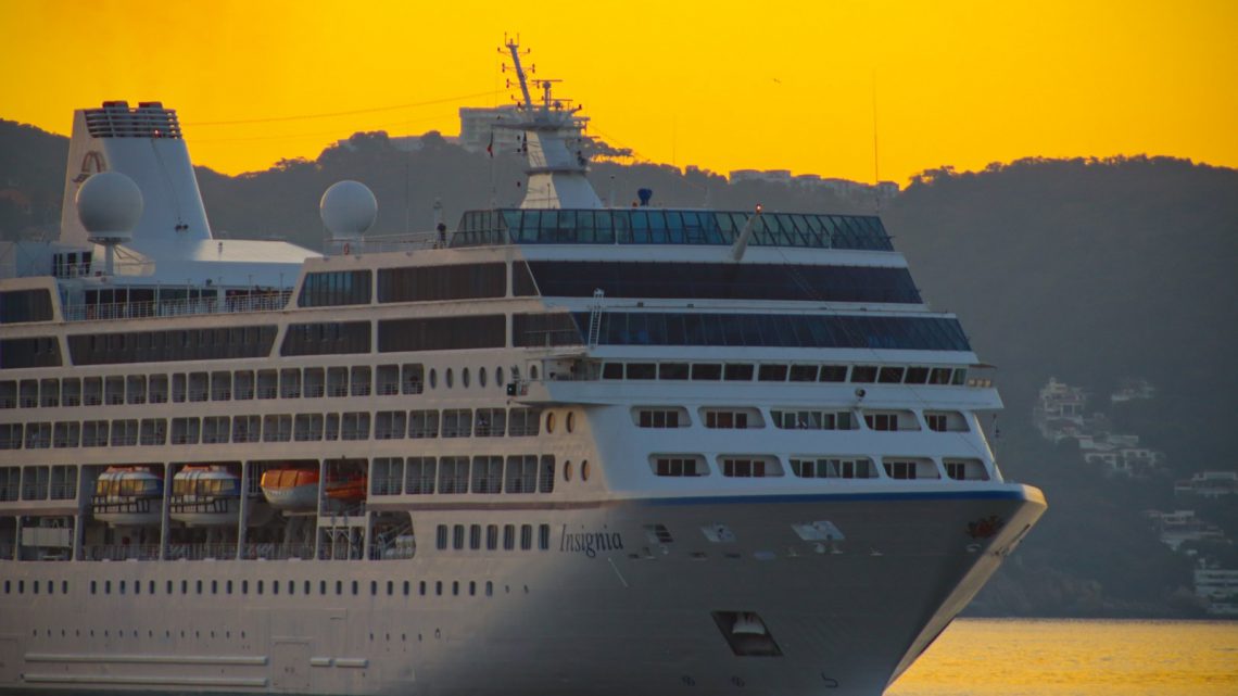 Acapulco recibió el crucero número 13 de la temporada, con 999 personas a bordo