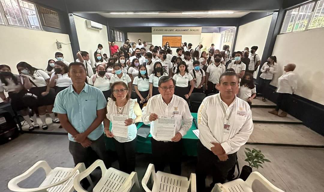 SEMAREN promueve plantación de árboles y foros en el Día Mundial de la Educación Ambiental SEMAREN promueve plantación de árboles y foros en el Día Mundial de la Educación Ambiental