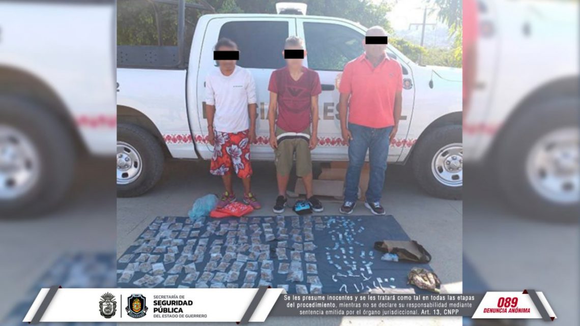 Policía estatal detiene a 3 hombres con droga en Acapulco