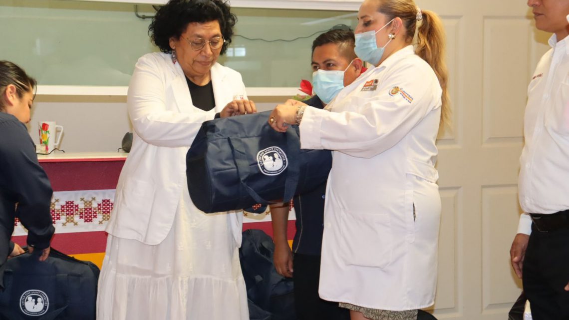 Salud entregó equipo e insumos para reforzar la salud materna y perinatal en Guerrero Salud entregó equipo e insumos para reforzar la salud materna y perinatal en Guerrero