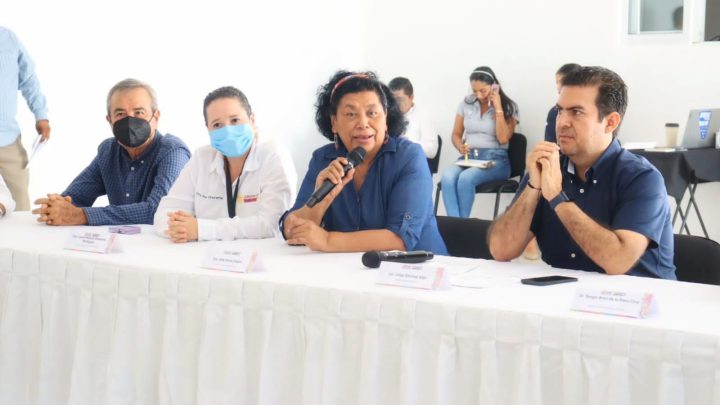 SSG toma protesta al primer Comité de Contraloría Social en la Costa Grande
