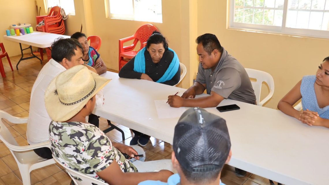 Atiende secretaria de Salud a comunidades rurales de Ayutla y Acatepec Atiende secretaria de Salud a comunidades rurales de Ayutla y Acatepec