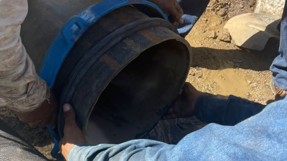 Gobierno del estado repara concluye  fuga de agua en la avenida Escénica de Acapulco