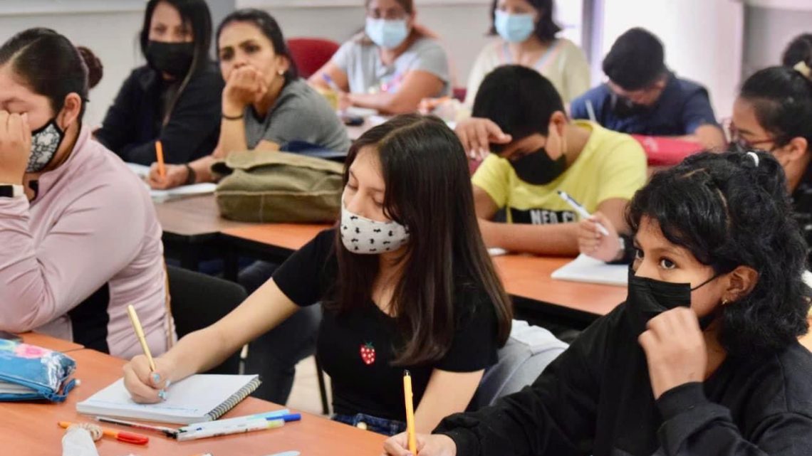 Otorga SEJUVE becas a jóvenes que cursen inglés con el programa “Guerrero bilingüe”
